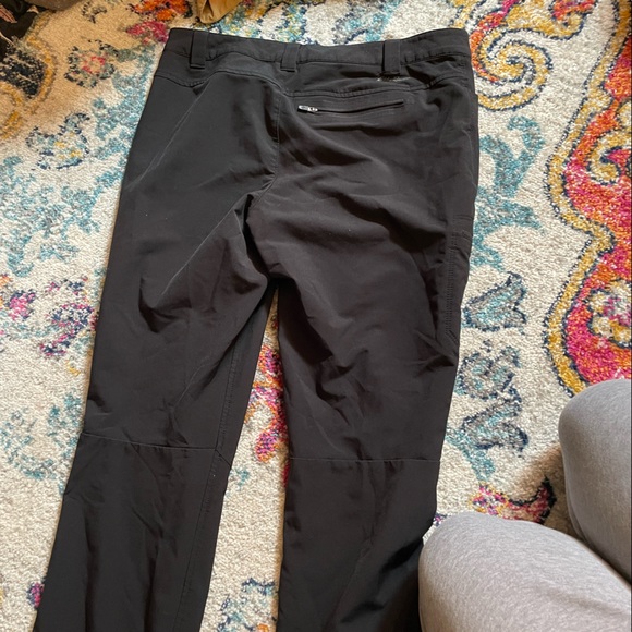 Eddie Bauer pants - Picture 2 of 3